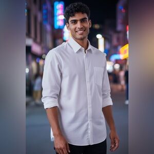 *30off3* NWOT. Modena dress shirt